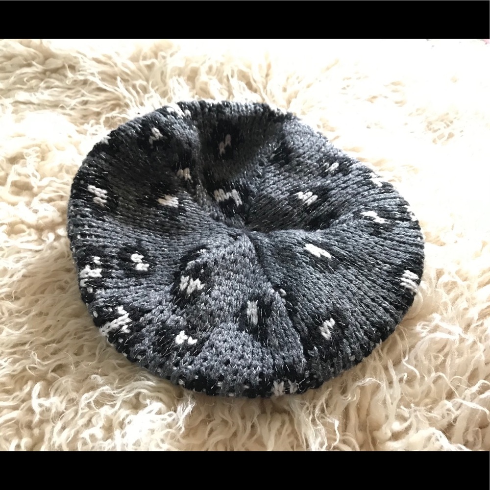 NWT-Banana Republic Knit Baret